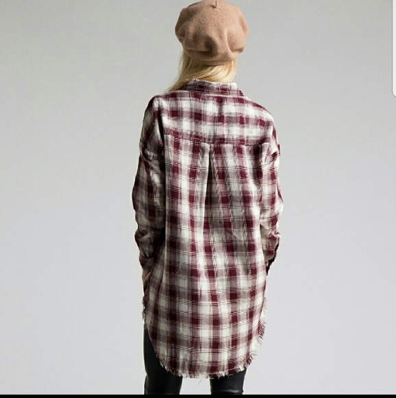 2 Colors Fringe Button Down - Picture 4 of 5